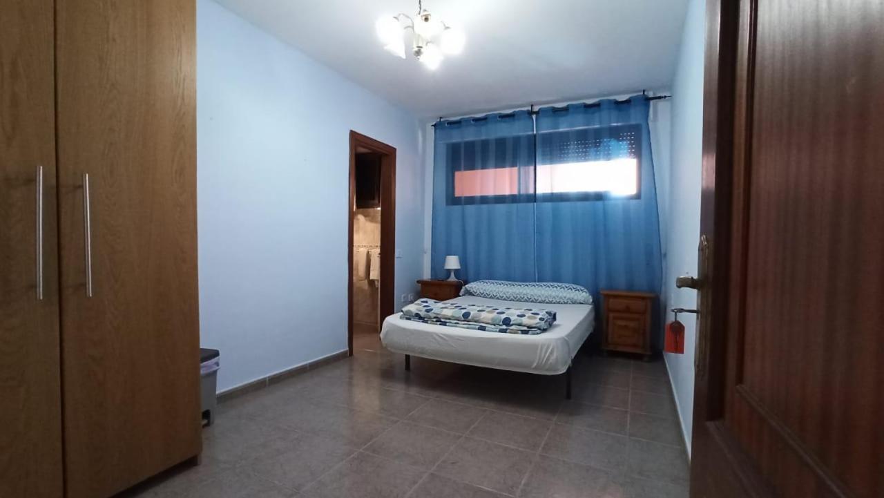 Los Cristianos Centro, Room With A Private Bathroom In Shared Apartment アロナ エクステリア 写真