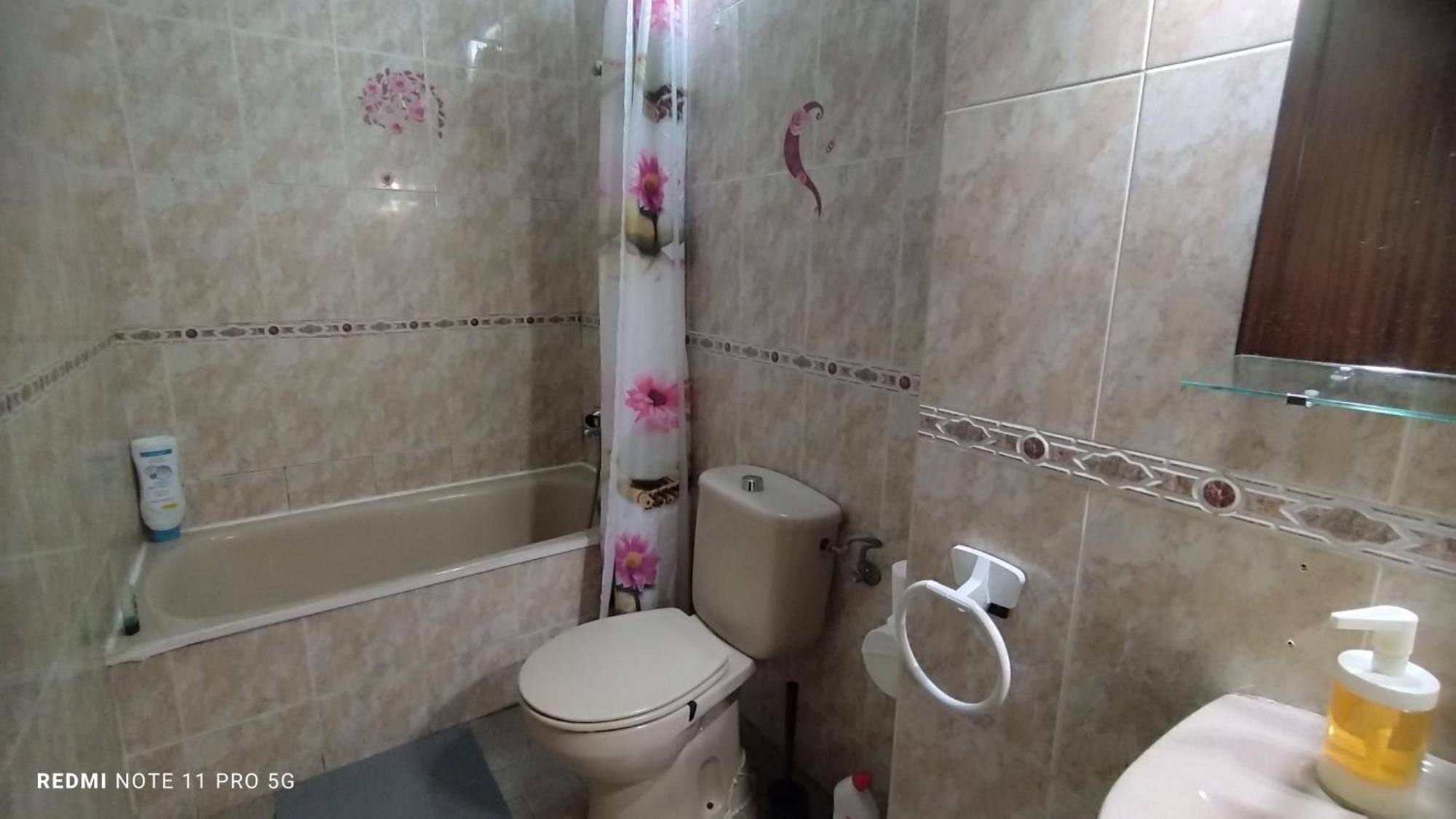Los Cristianos Centro, Room With A Private Bathroom In Shared Apartment アロナ エクステリア 写真